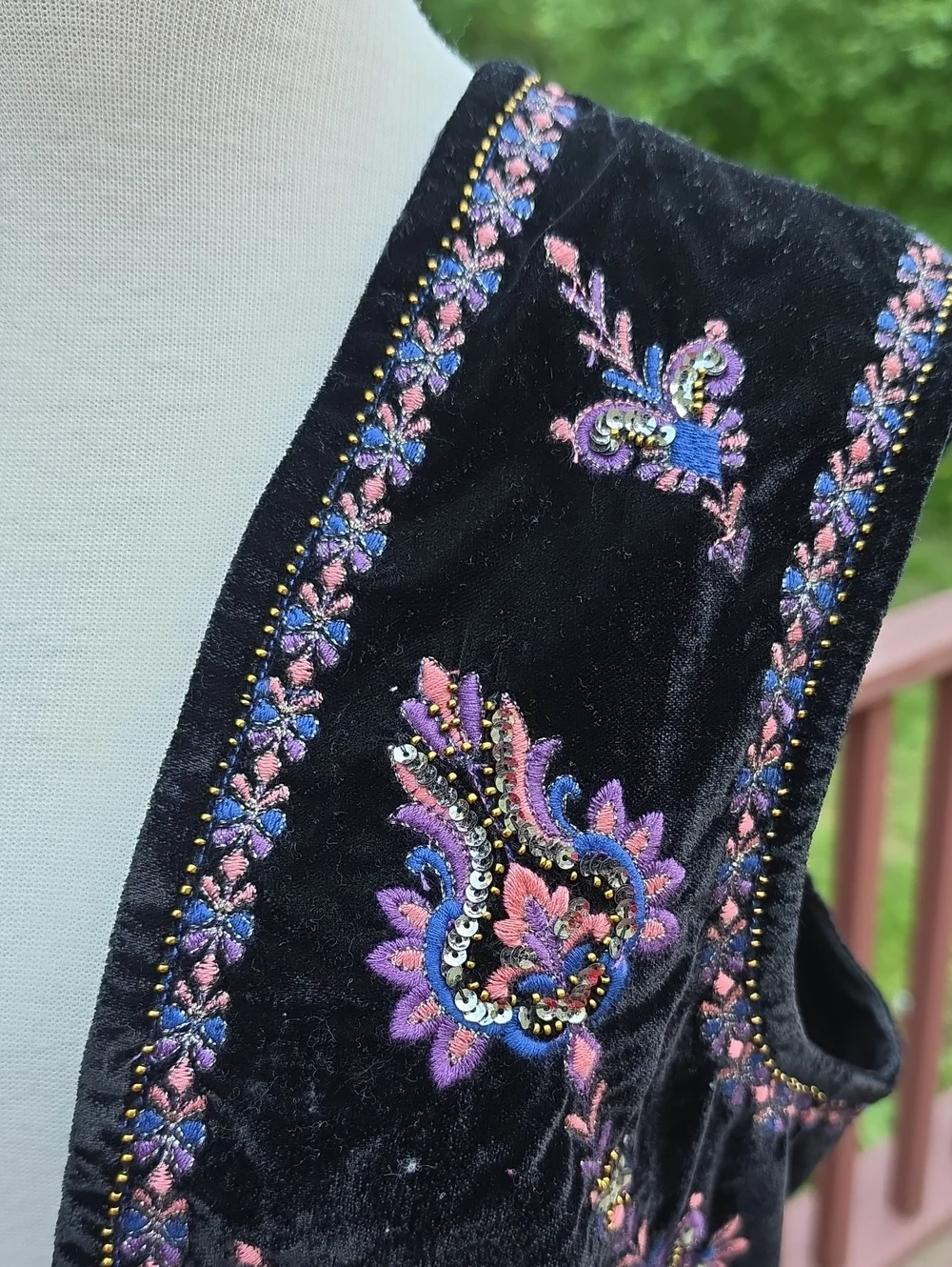 Zara small velvet embroidered vest.